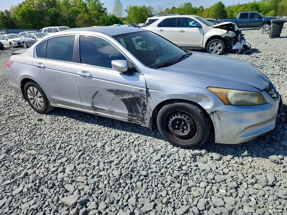 2011 HONDA ACCORD LX  
