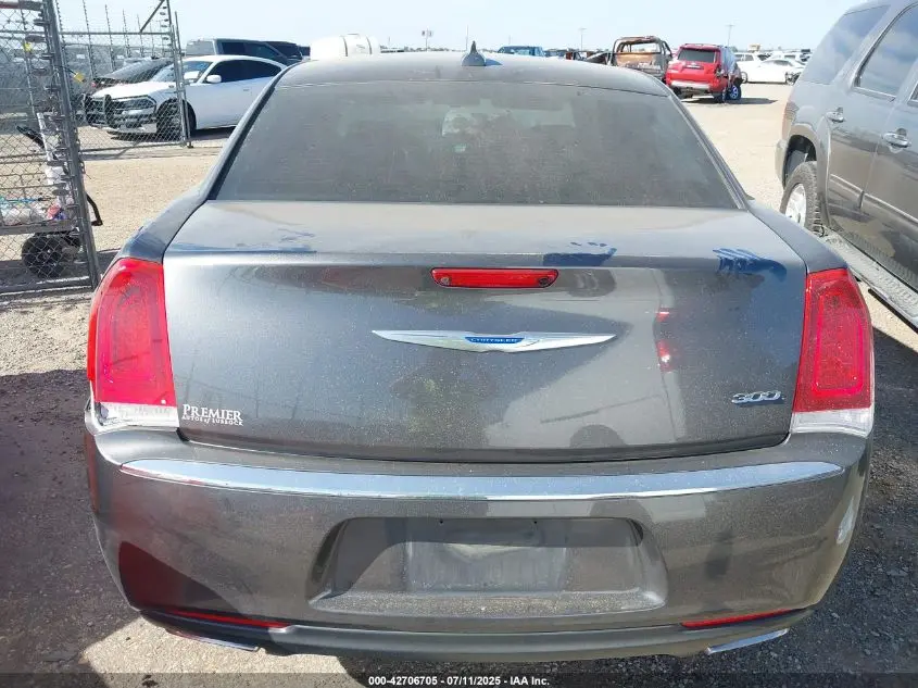 2019 CHRYSLER 300 LIMITED