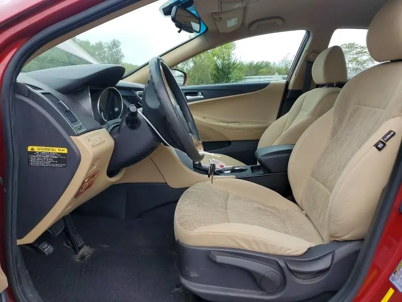 2013 HYUNDAI SONATA GLS  