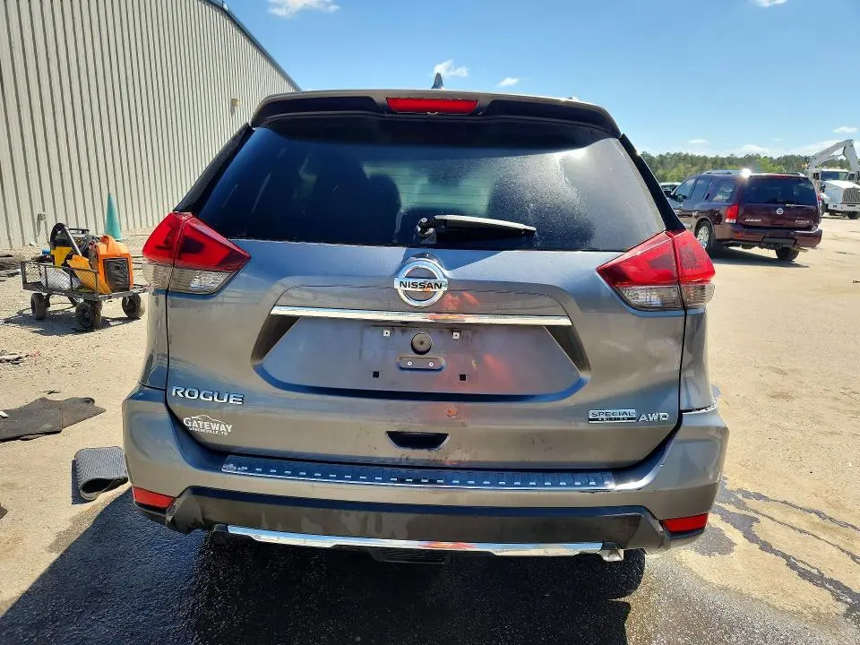 2019 NISSAN ROGUE S  