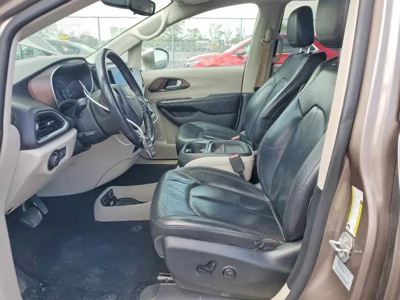 2017 CHRYSLER PACIFICA TOURING L  