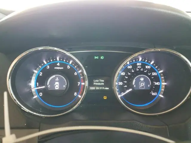 2012 HYUNDAI SONATA SE  