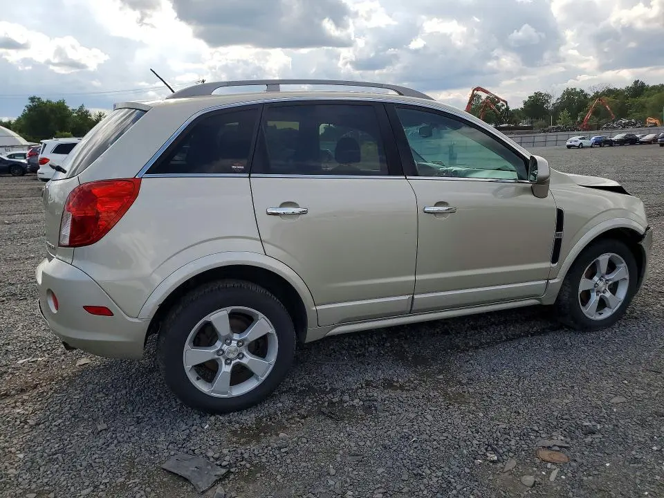 2014 CHEVROLET CAPTIVA LT  