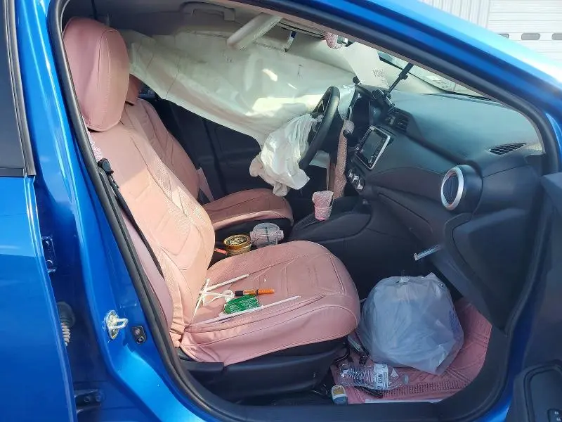 2023 NISSAN VERSA S  