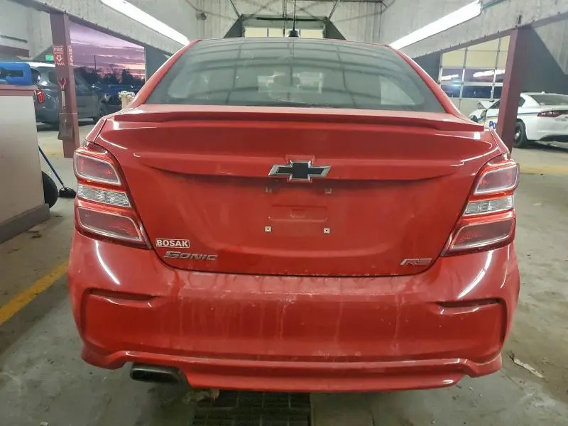 2019 CHEVROLET SONIC LT  