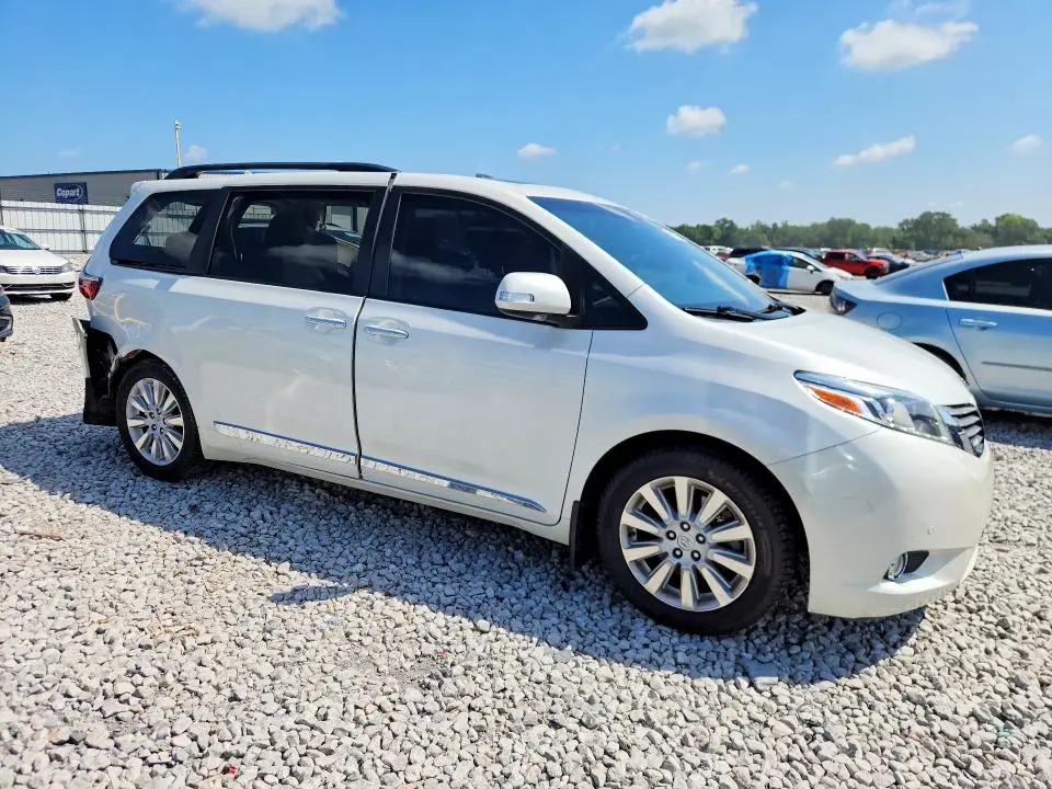 2015 TOYOTA SIENNA LIMITED PREMIUM 7-PASSENGER  