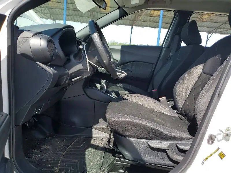 2019 NISSAN KICKS S  