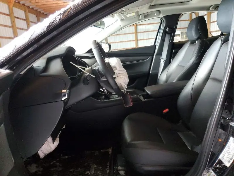 2025 MAZDA 3 PREMIUM PLUS  