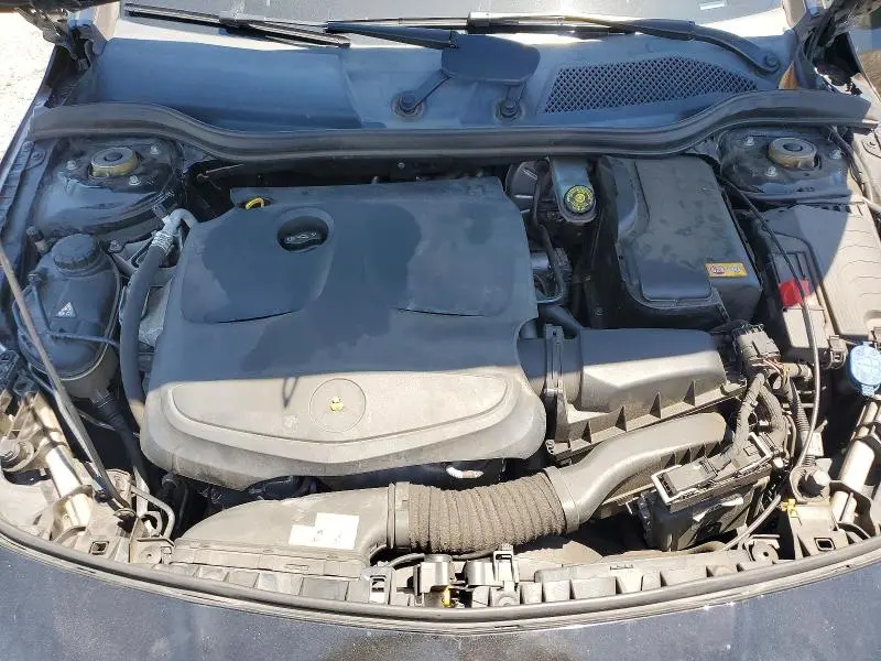 2016 MERCEDES-BENZ CLA 250  