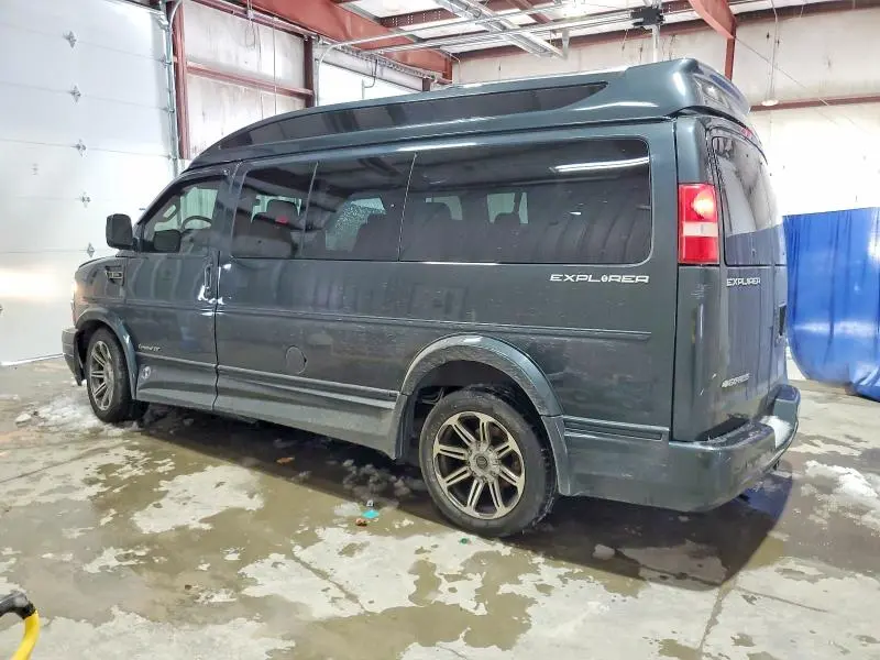 2017 CHEVROLET EXPRESS G2500   