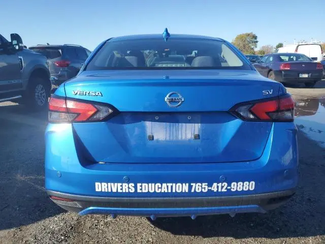 2021 NISSAN VERSA SV  