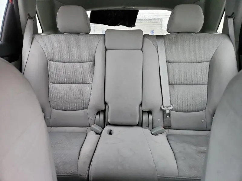 2011 KIA SORENTO BASE  
