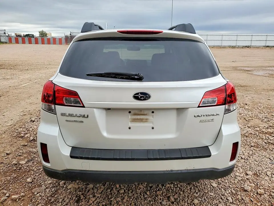 2011 SUBARU OUTBACK 2.5I PREMIUM  