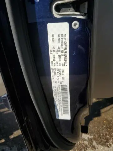 2013 DODGE GRAND CARAVAN SE  