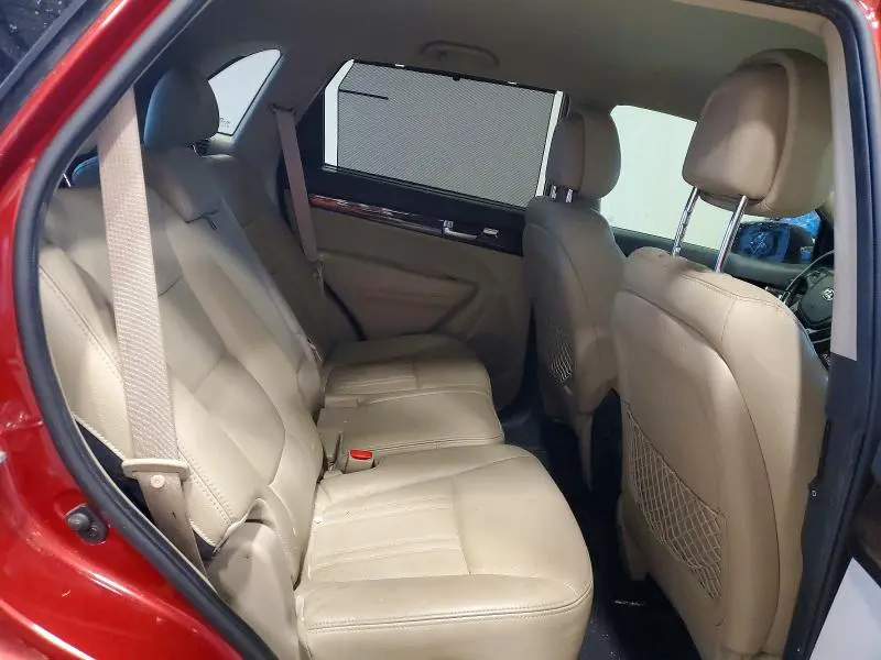 2014 KIA SORENTO LX  