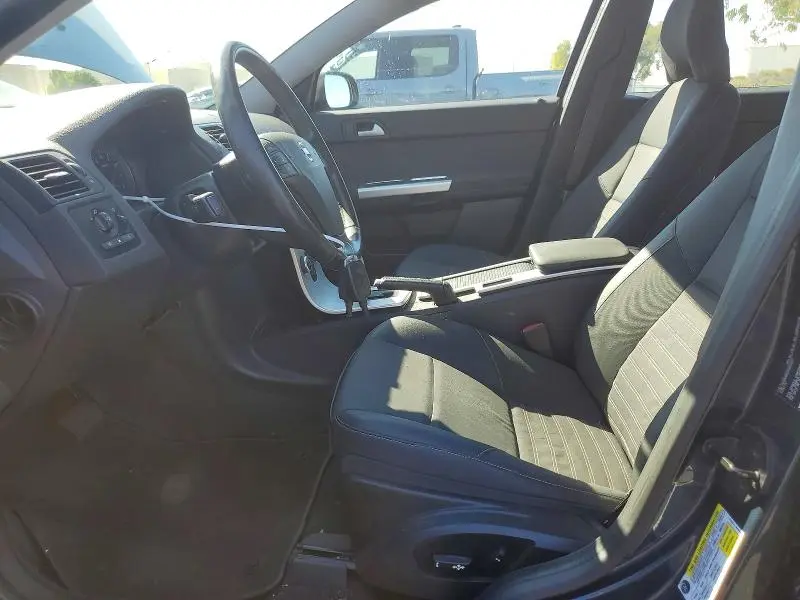 2010 VOLVO S40 2.4I  
