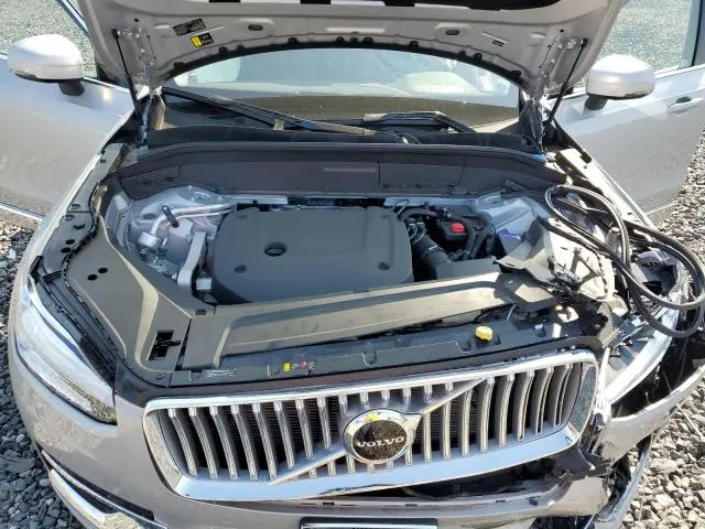 2025 VOLVO XC90 PLUS  