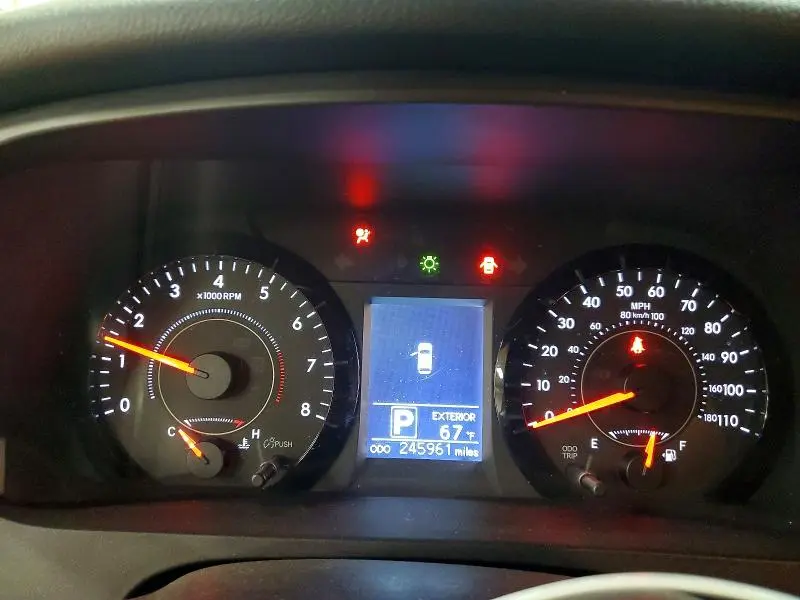 2015 TOYOTA SIENNA L 7-PASSENGER  