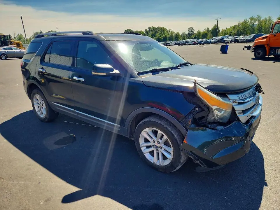 2011 FORD EXPLORER XLT  