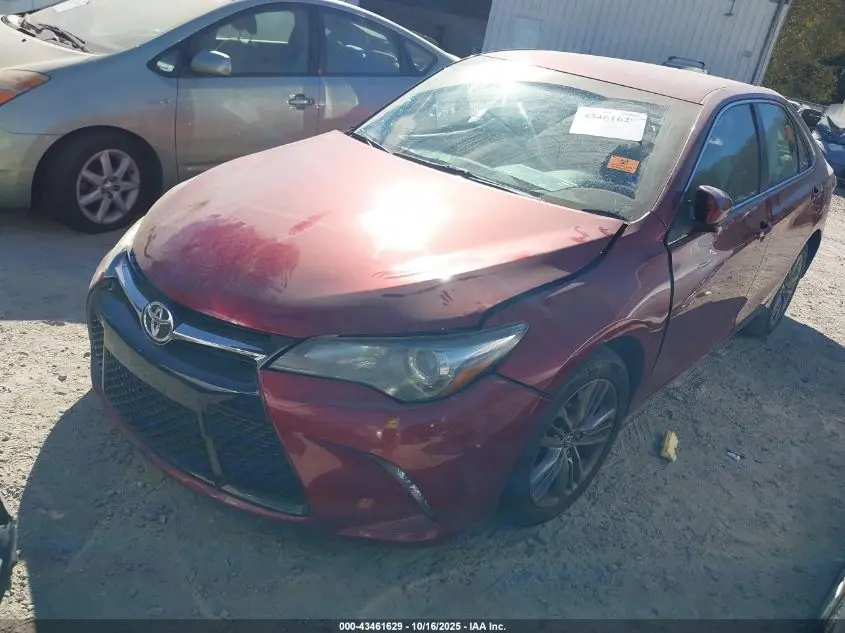 2015 TOYOTA CAMRY SE