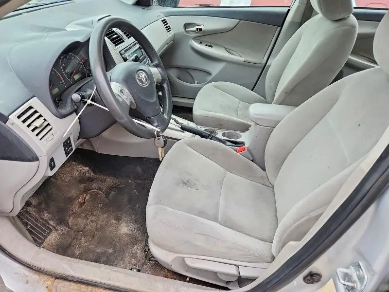 2012 TOYOTA COROLLA LE  