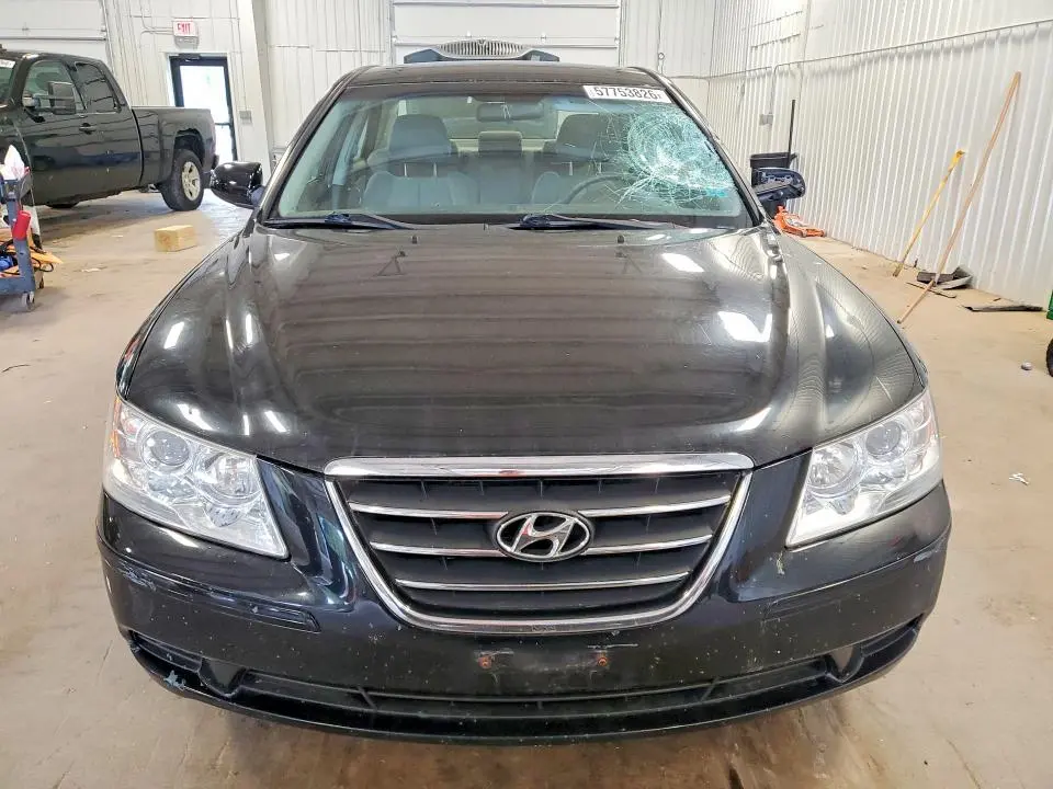 2010 HYUNDAI SONATA GLS  