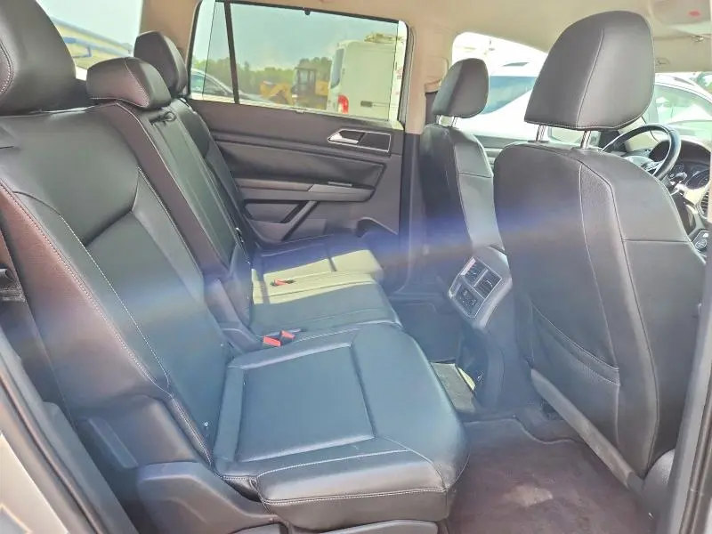 2018 VOLKSWAGEN ATLAS SE  