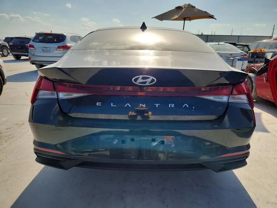 2023 HYUNDAI ELANTRA   