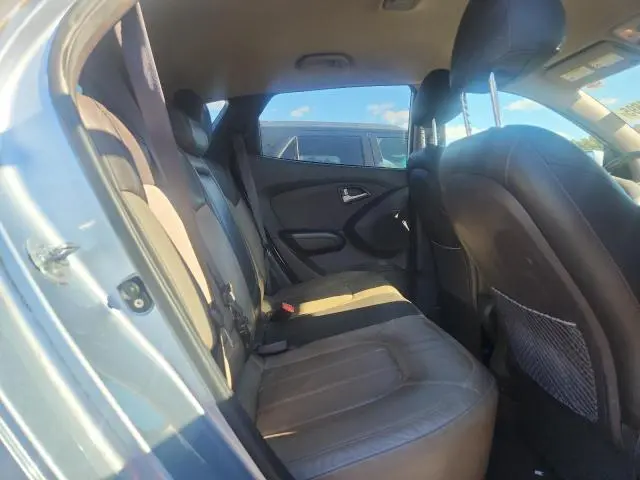 2011 HYUNDAI TUCSON GLS  