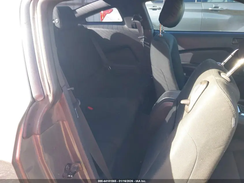 2014 FORD MUSTANG V6