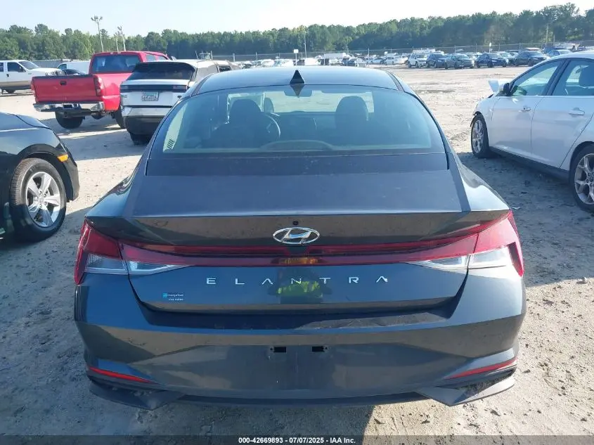 2021 HYUNDAI ELANTRA SE
