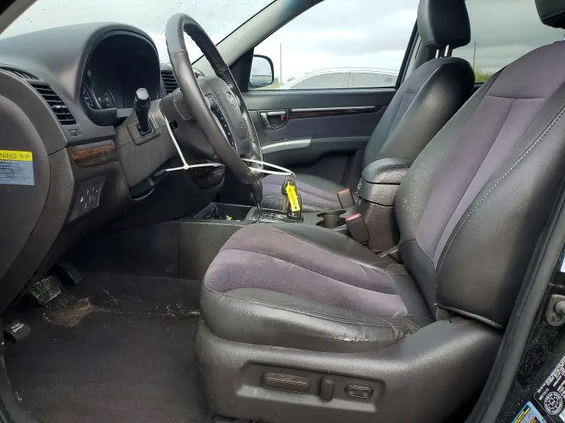 2012 HYUNDAI SANTA FE GLS  