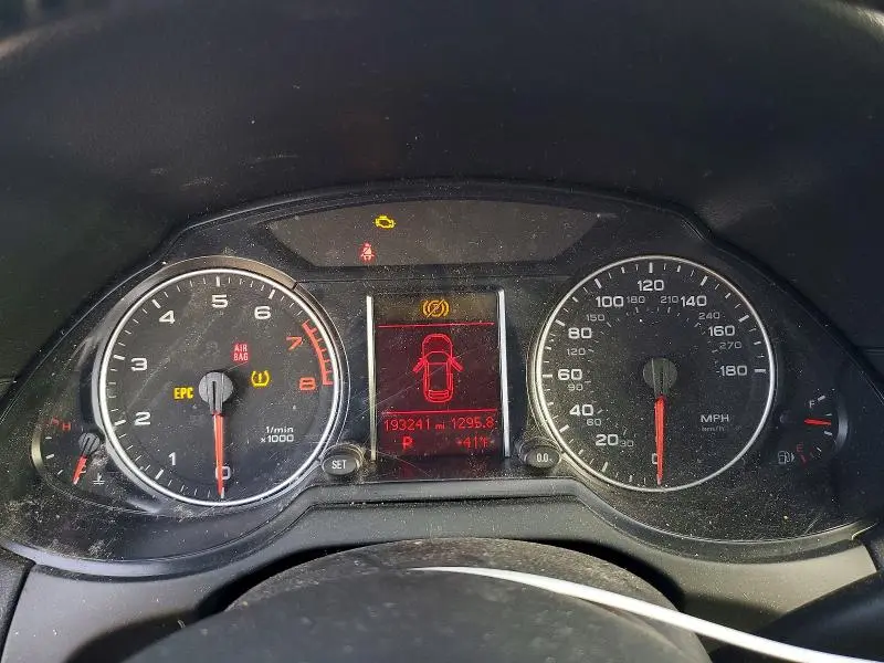 2010 AUDI Q5 PREMIUM PLUS  