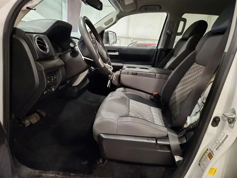 2021 TOYOTA TUNDRA SR5  