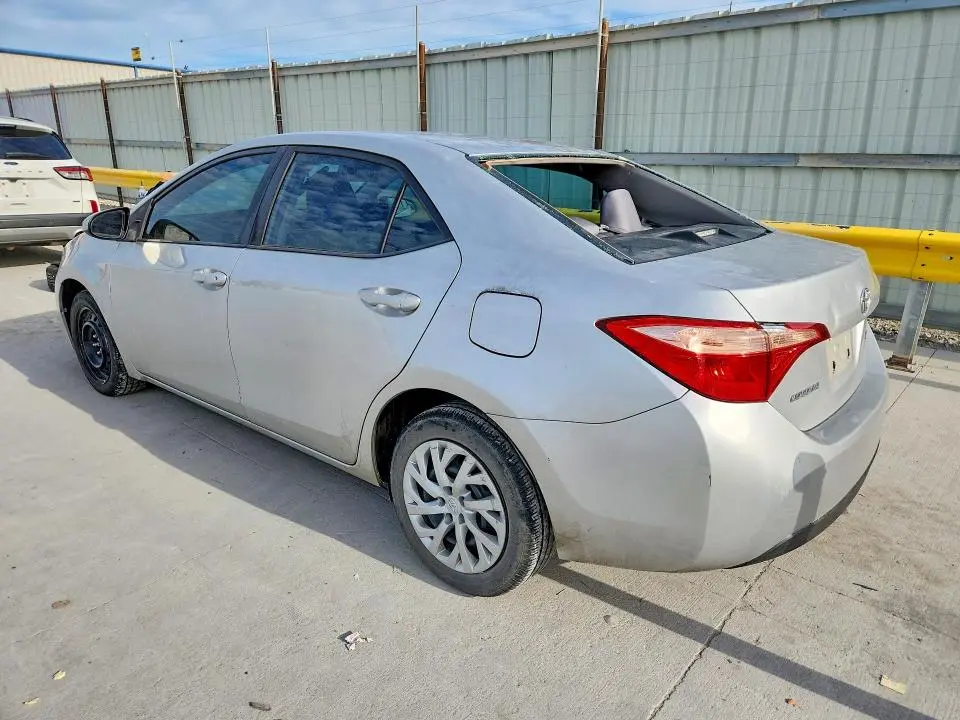 2017 TOYOTA COROLLA LE  