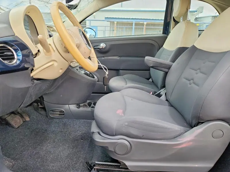 2013 FIAT 500 POP  