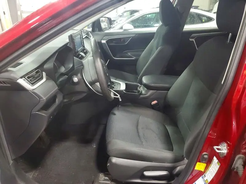 2022 TOYOTA RAV4 LE  