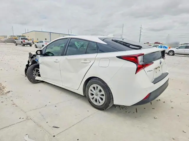 2020 TOYOTA PRIUS LE  