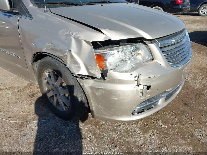 2015 CHRYSLER TOWN & COUNTRY TOURING
