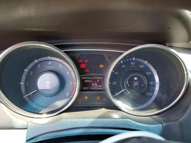 2013 HYUNDAI SONATA GLS  