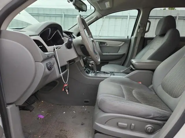 2015 CHEVROLET TRAVERSE LT  