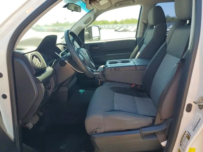 2016 TOYOTA TUNDRA SR  