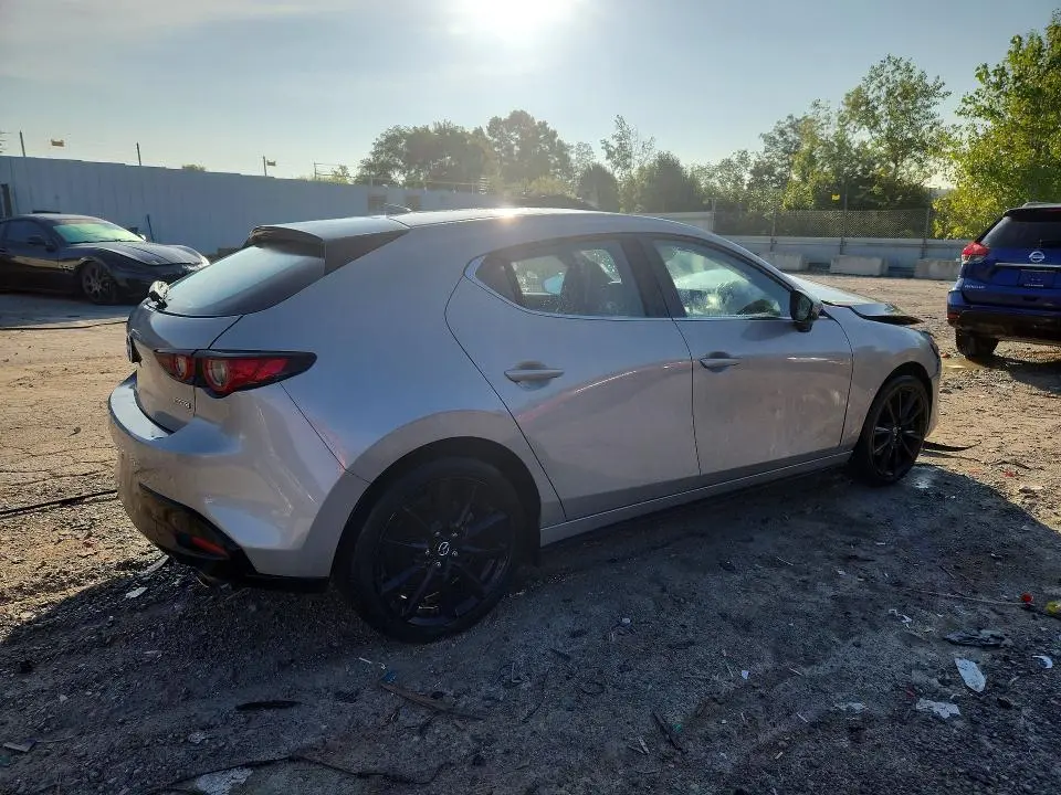 2022 MAZDA 3 PREMIUM  