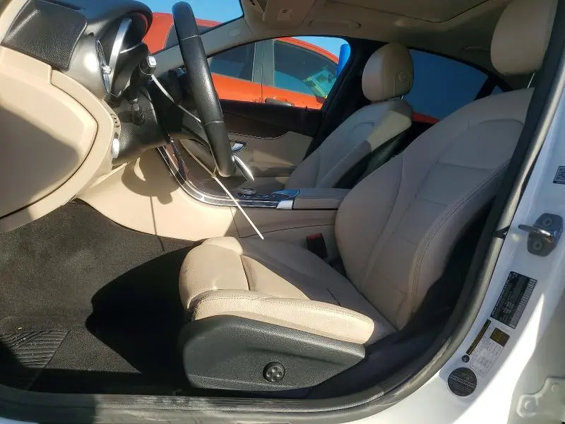 2019 MERCEDES-BENZ C 300  