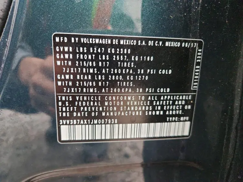 2018 VOLKSWAGEN TIGUAN SE  