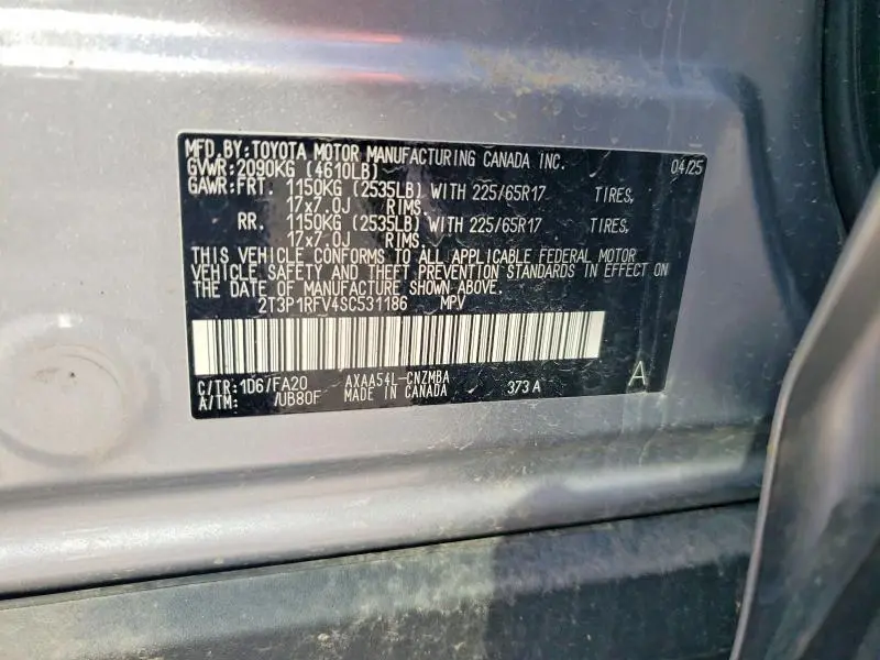 2025 TOYOTA RAV4 XLE  