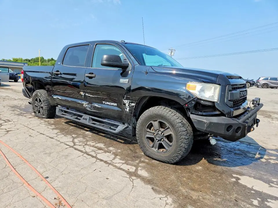 2015 TOYOTA TUNDRA SR5  