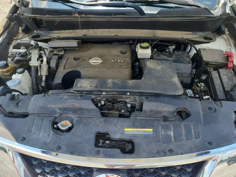 2015 NISSAN PATHFINDER SL  