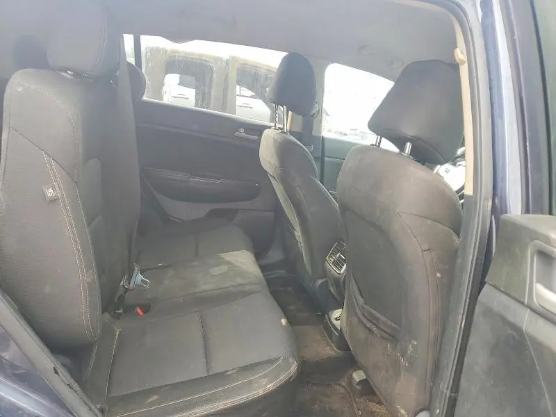 2018 KIA SPORTAGE LX  