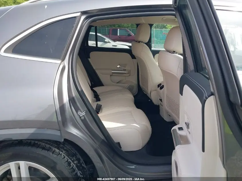 2023 MERCEDES-BENZ GLA 250 4MATIC
